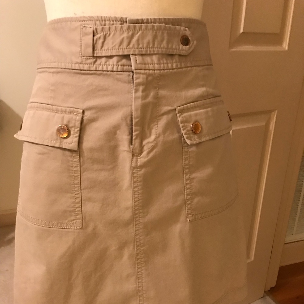 Michael Kors khaki skirt. Size 8